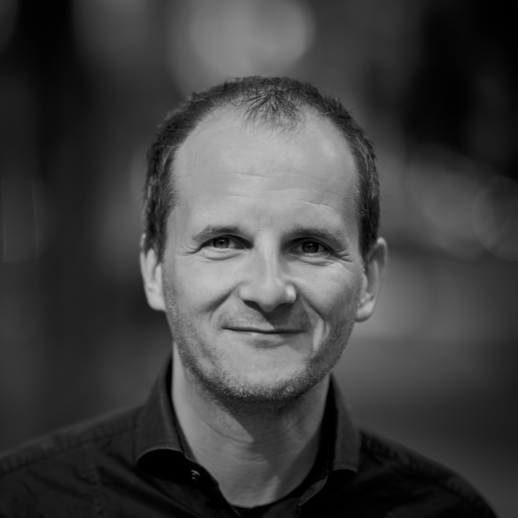 Sven Hennig, Versicherungsmakler, Geschäftsführer