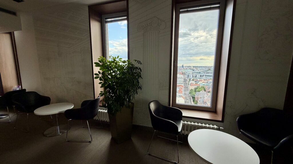 Charité Komfortstation M120 - Lounge Ausblick